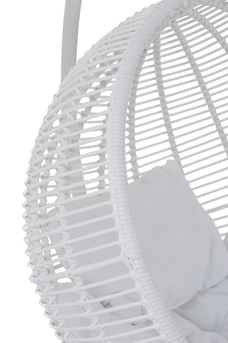 Round hammock chair made of steel and wicker in white: relaxation and coziness outdoors
