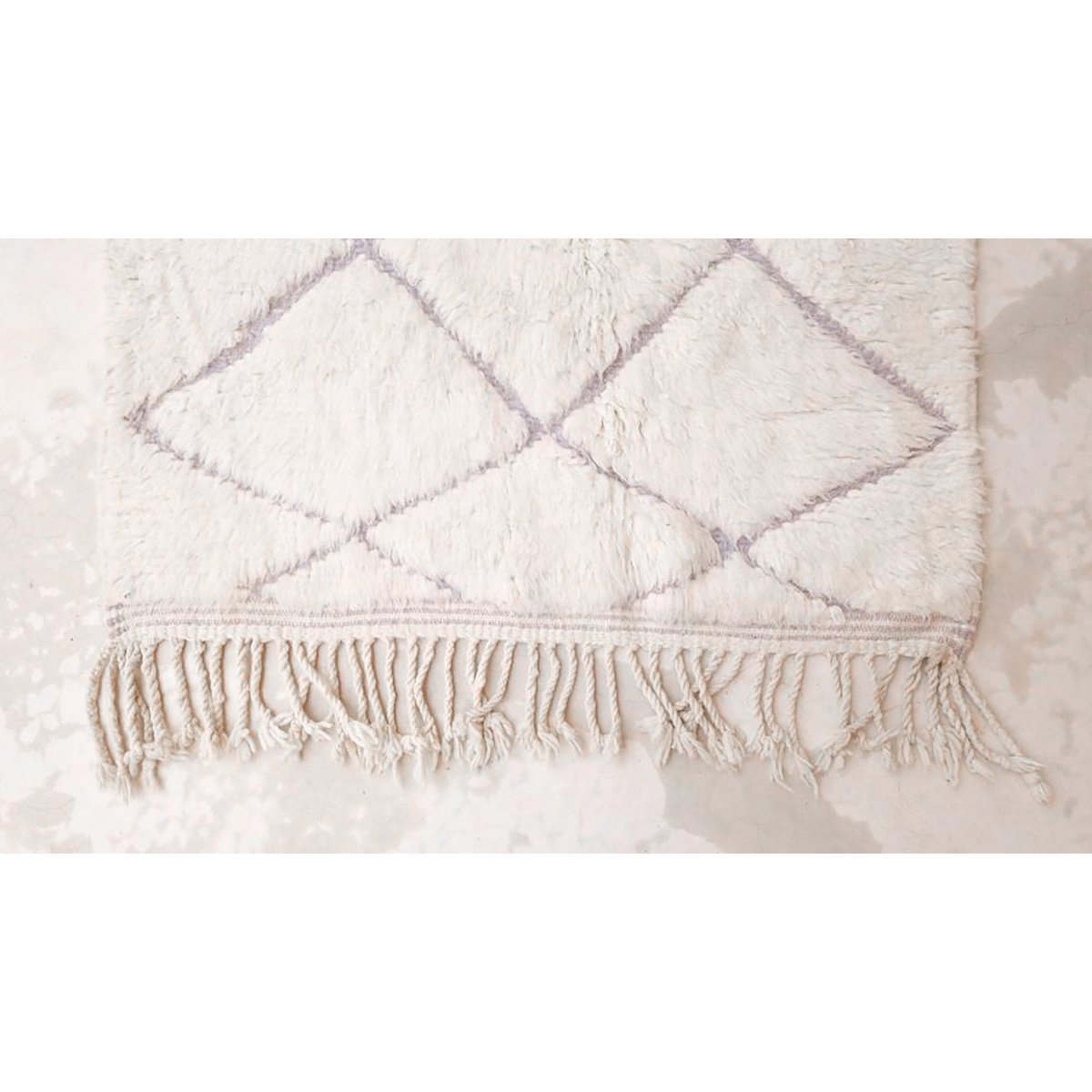 Moroccan Berber carpet made of pure wool, 119 x 199 cm