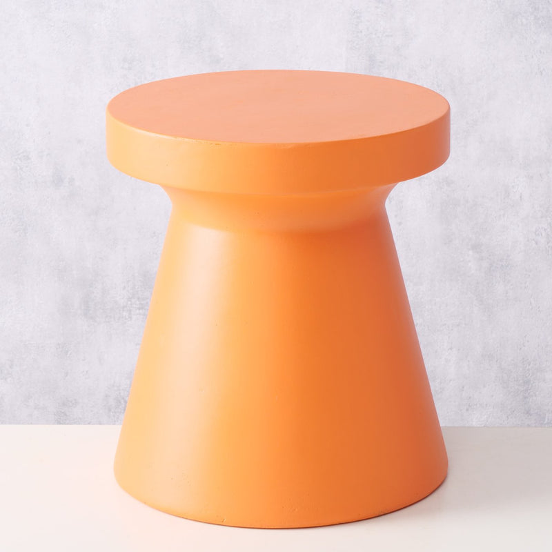Moderne bijzettafel Salvatore in oranje - handgemaakt van Fibreclay