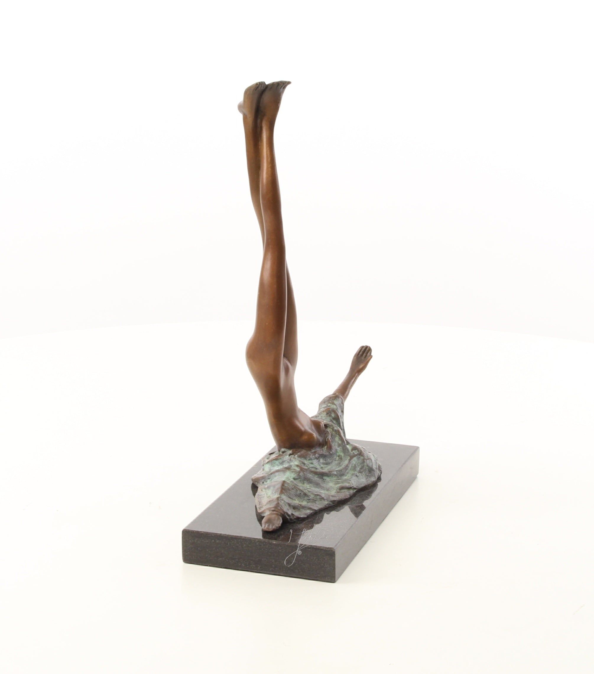 Camouflage Bronze Skulptur 28 cm modern