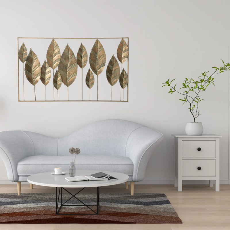 Wandobjekt GOLDIX - Handgearbeitetes Eisenblatt in Antikgold, Bemalte Oberfläche, 130x76cm