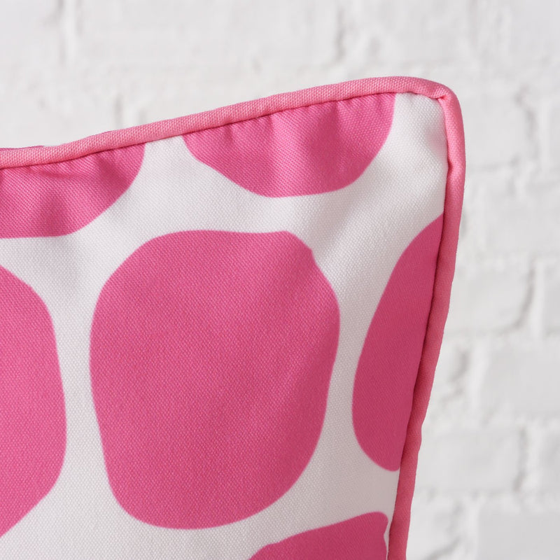 Set of 2 cushions "Bliss" – geometric motif in pink and white