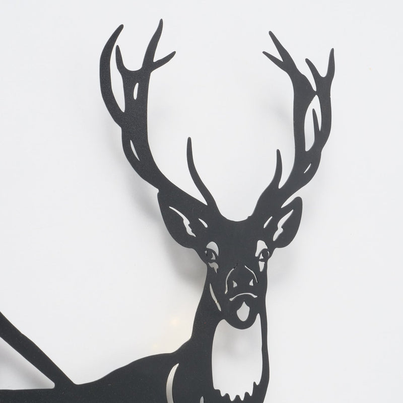 LED Wandobjekt Hirsch im Waldblick – Schwarzes Metall Design