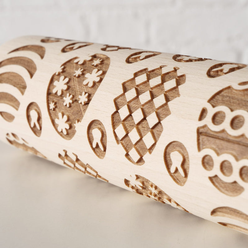 Ova rolling pin with Easter motifs - Handmade in Europe, beech wood, 38 cm - Perfect for Easter baking