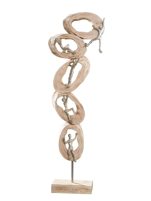 Sculptuur 'Climb' - Natuurkleurig kunstwerk met zilverkleurige figuren