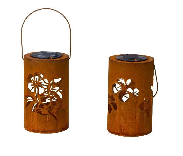 Rostige Metall Laternen mit Solarlicht im Blumen-Design - Set aus 2