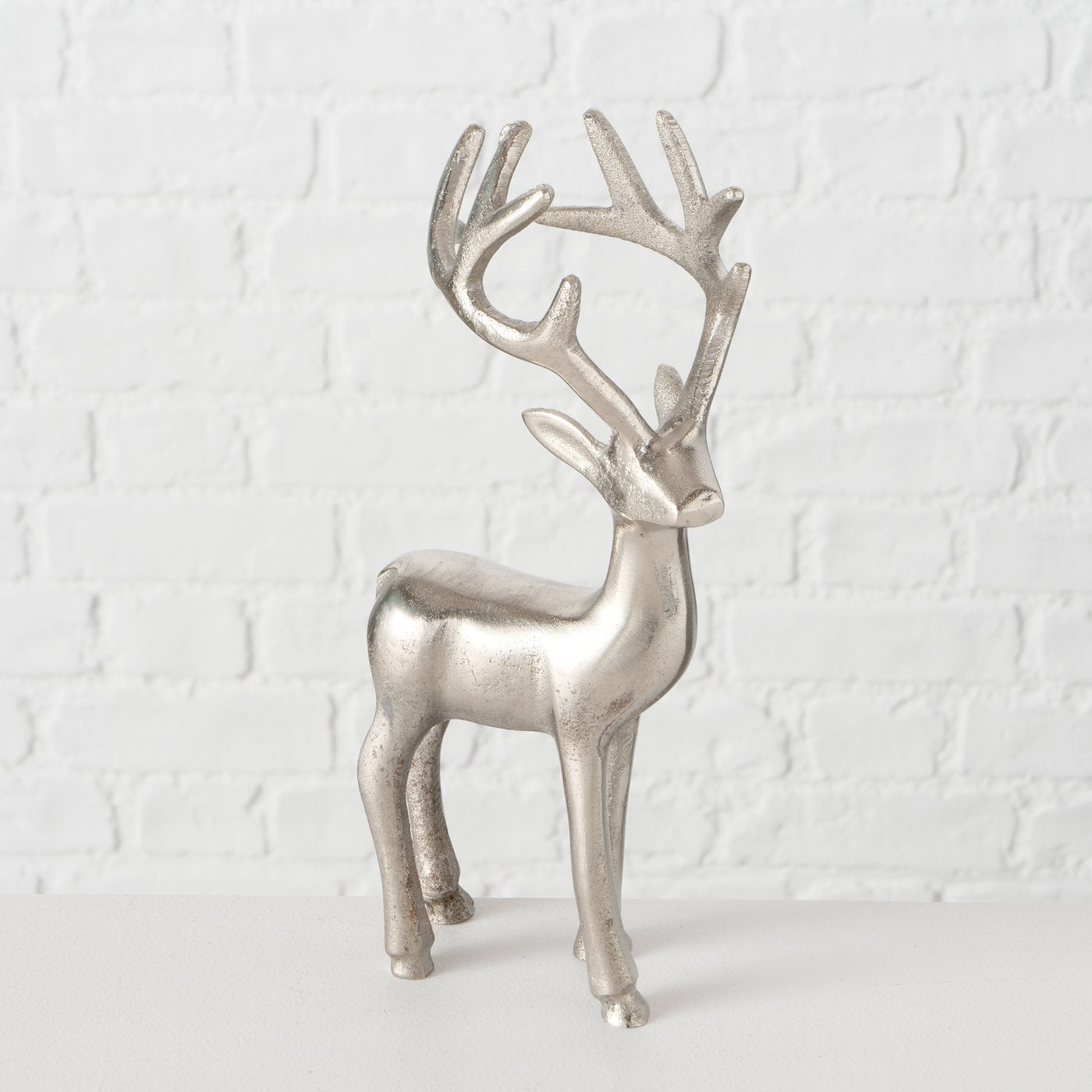 Premium Design Elegant Deer Figures Set of 2 High-quality decorative figures