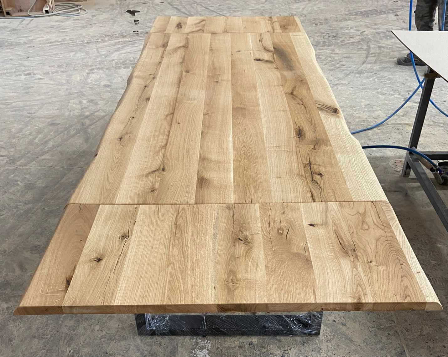 Dining table with extension leaves, 160 (240) x90cm, solid oak tree edge and spider frame