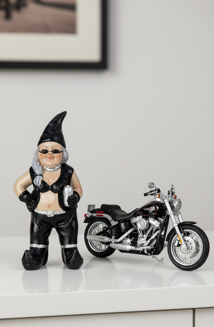 Dekofigur Rockerzwergin Biker Lady aus Polyresin 19cm
