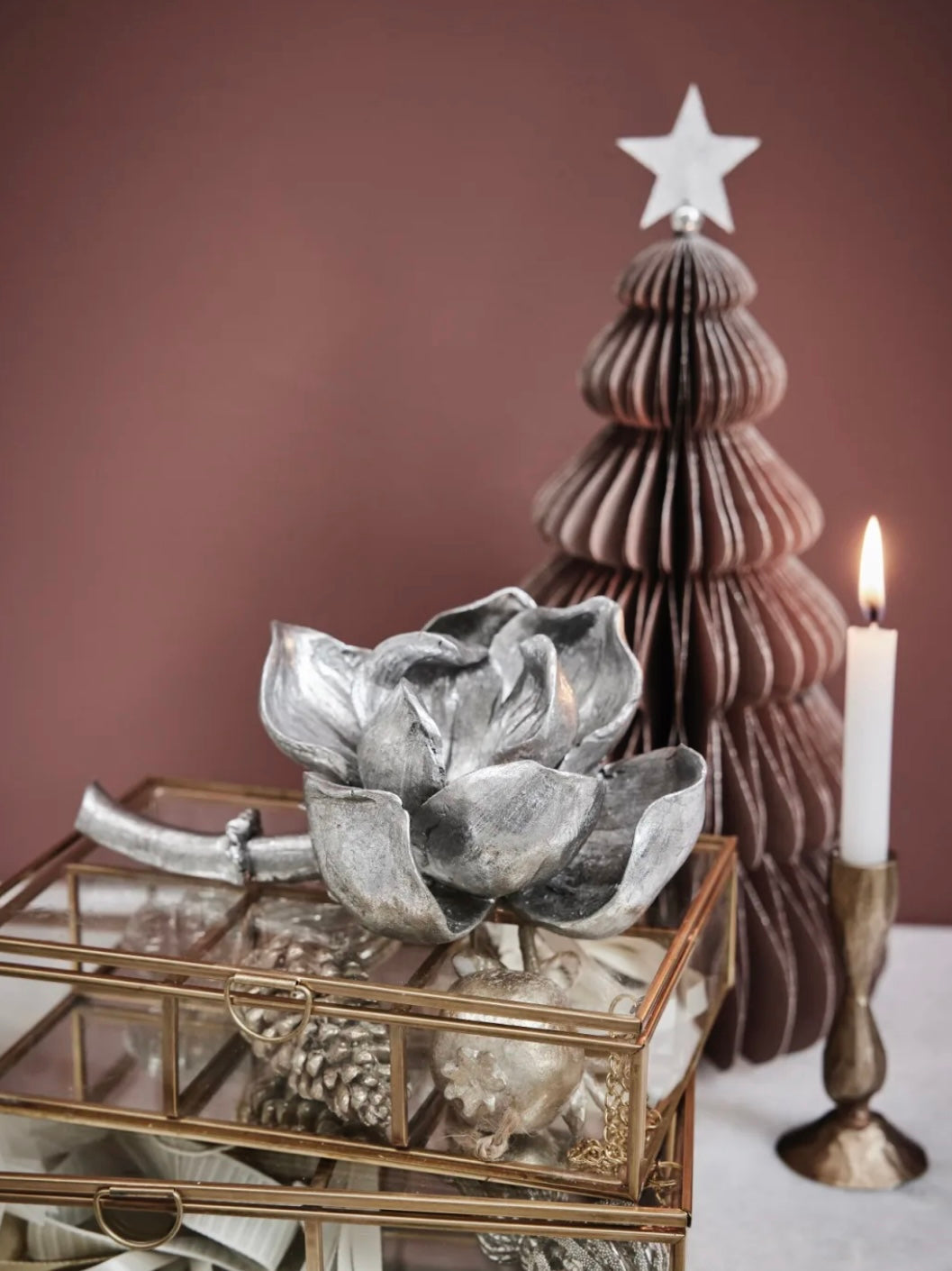 Weihnachtsanhänger Serafina Zapfen hellgold