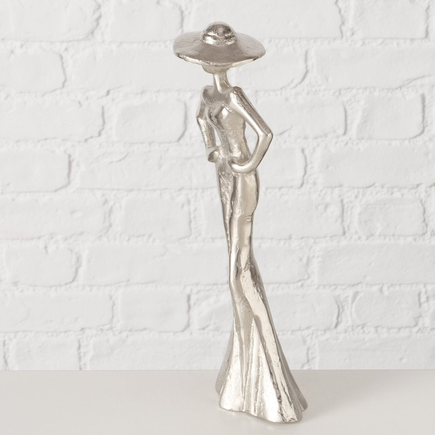 Lady Elegant Aluminium Figure in Silver – Handmade Decoration for Interiors