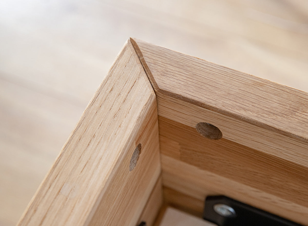 Turin Massivholz Eichenbett 140-180cm mit Holzbeinen und doppelter Rückenlehne