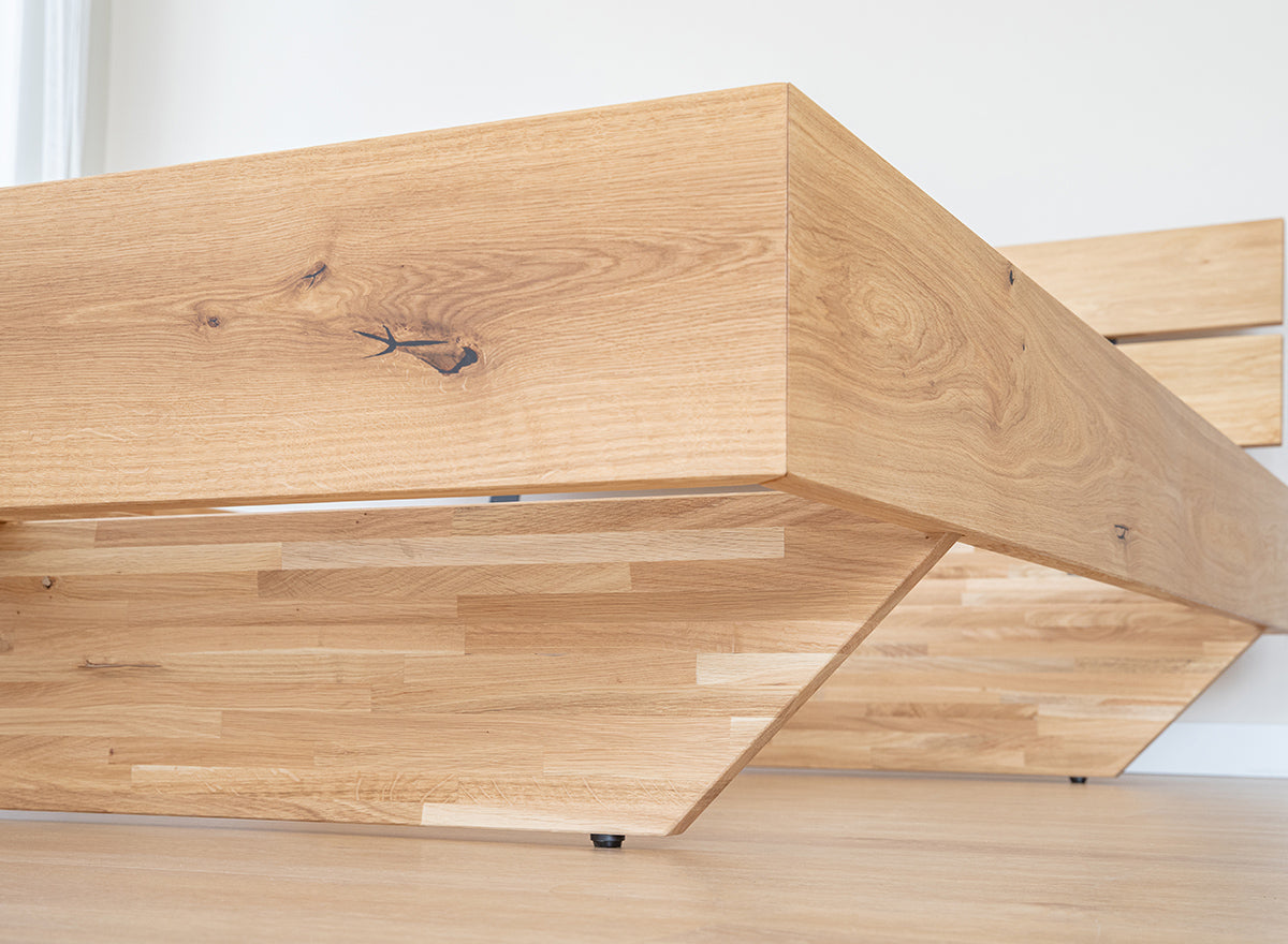 Turin Massivholz Eichenbett 140-180cm mit Holzbeinen und doppelter Rückenlehne