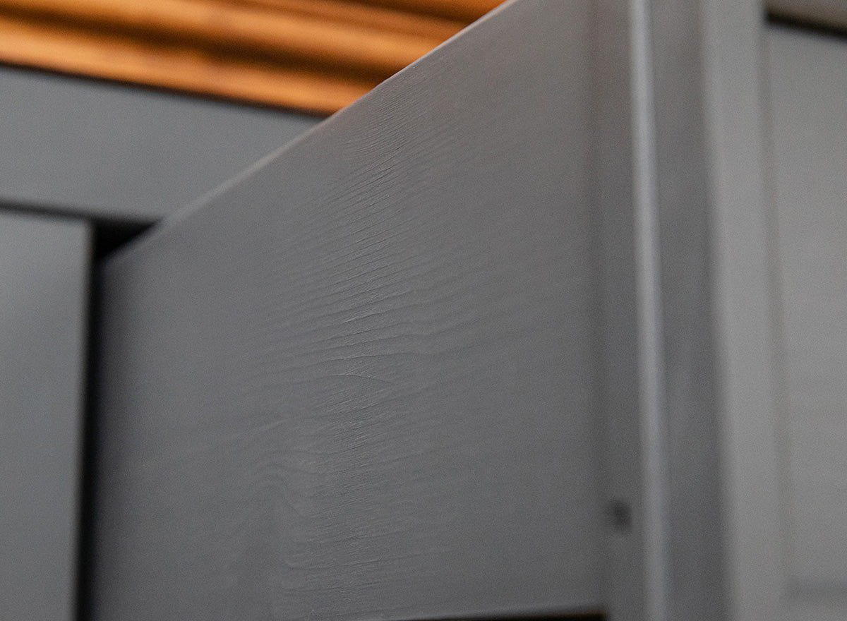 Bologna Elegante Massivholz Kiefer 5 Schubladen Kommode | Farbe Graphit - Eiche