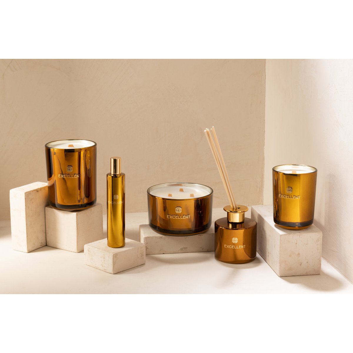 J-Line Duftkerze Excellent – Golden Honey – Glas – Ocker – groß – 40U