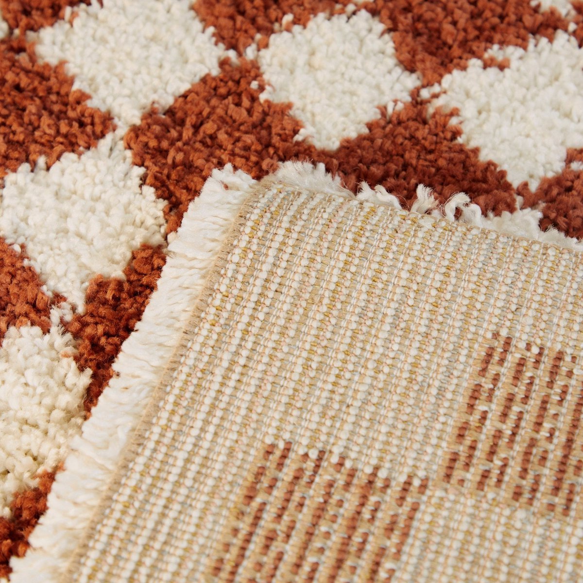 Weicher und sperriger langer Checker -Checkerboard -Checkterteppich