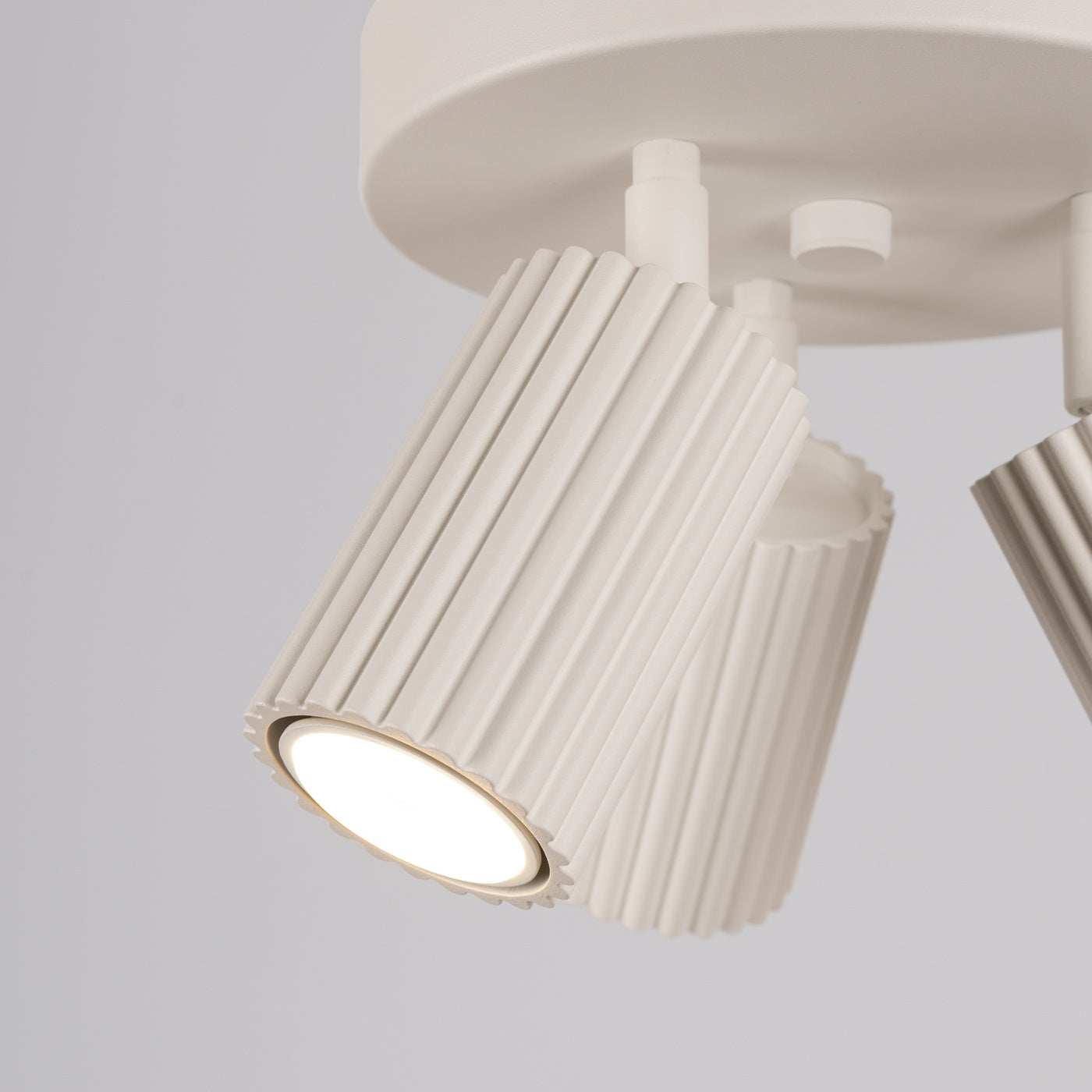 Plafond Deckenleuchte Karbon 3P Beige Aluminium Rund Design