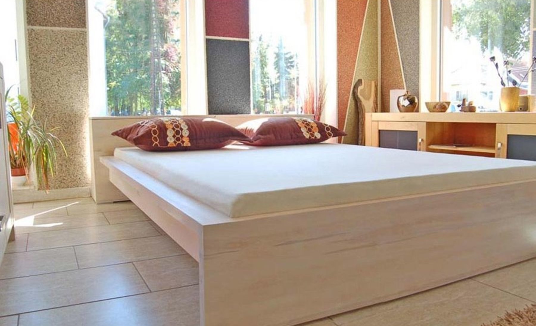 CREATO Massivholzbett mit Bettkasten