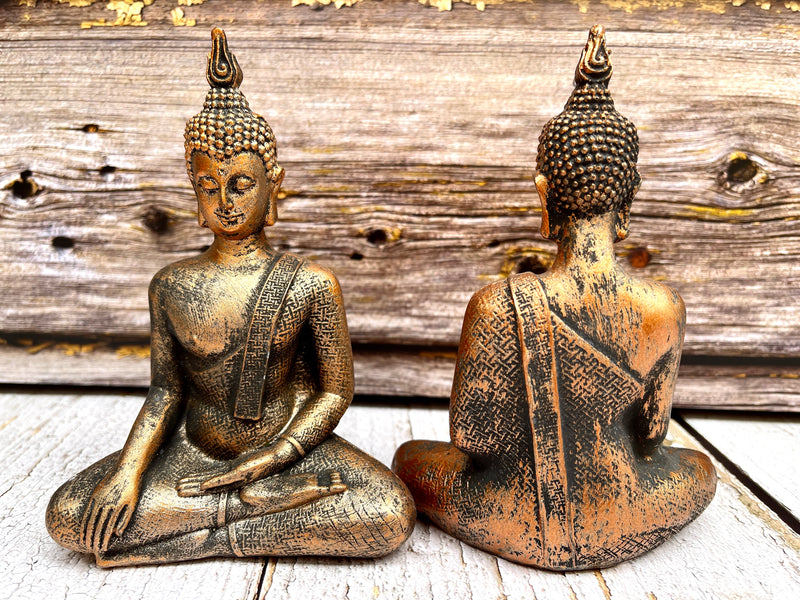 Dekorative Buddha Figur in Kupferfarben für Zuhause & Büro