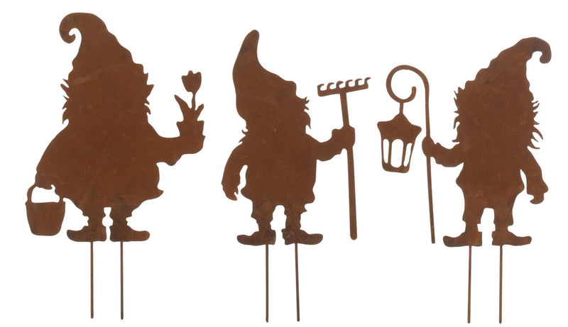 Metal gnomes with rust look Charming metal gnomes