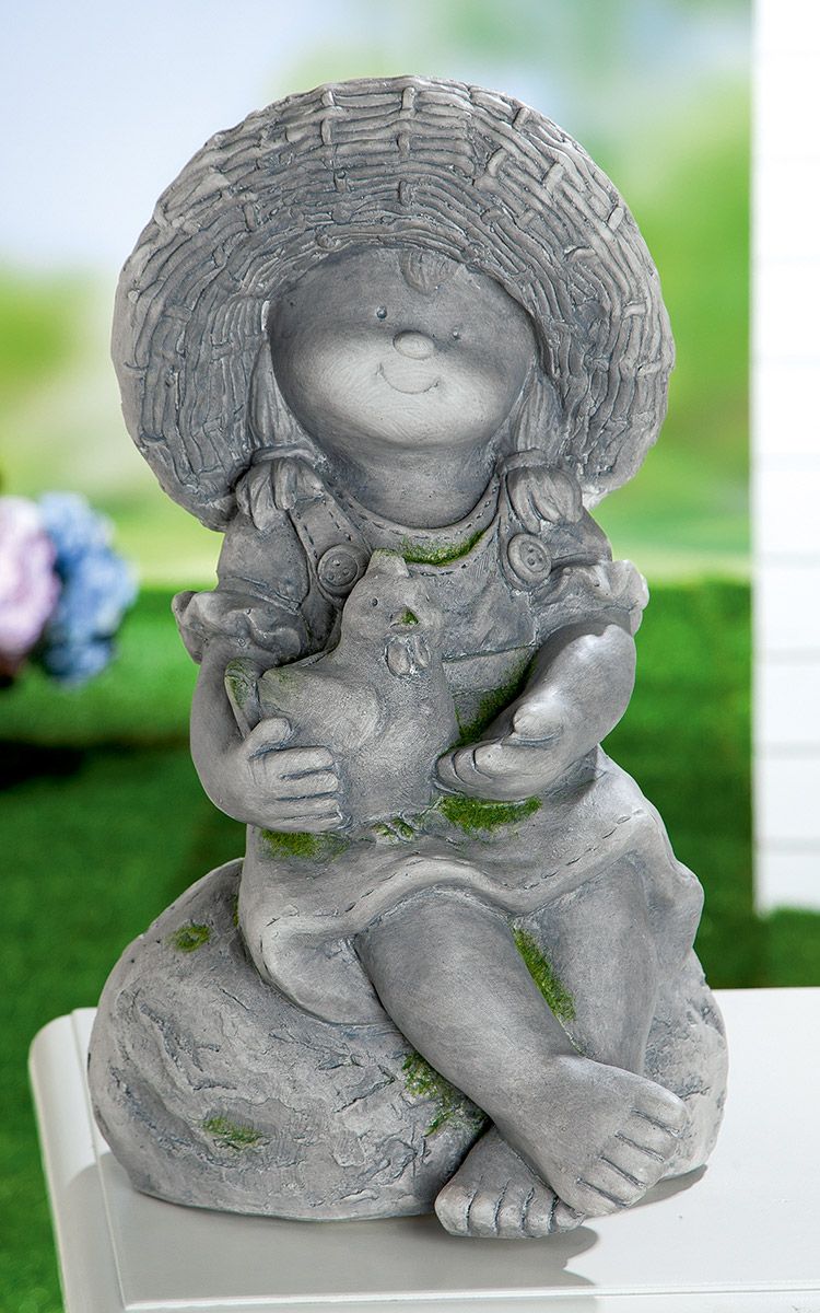 Magnesia girl Christina with chicken and hat, gray with moss, suitable for outdoor use