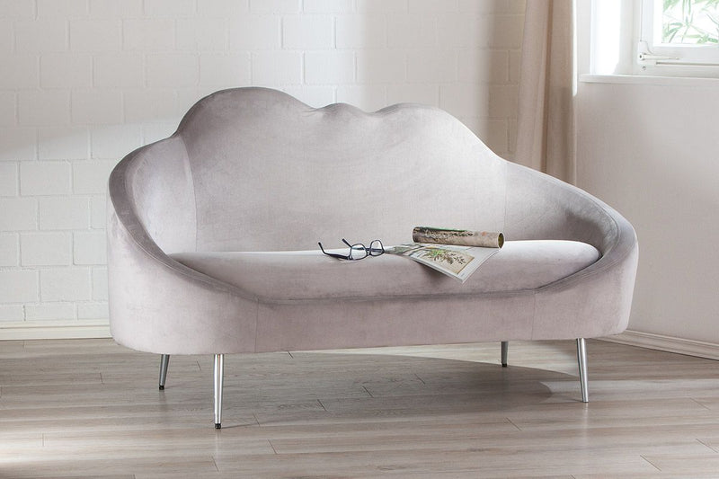 Gilde Casablanca Sofa Cloud grau Holz/Metall/Samtbezug Metallbeine silberfarben