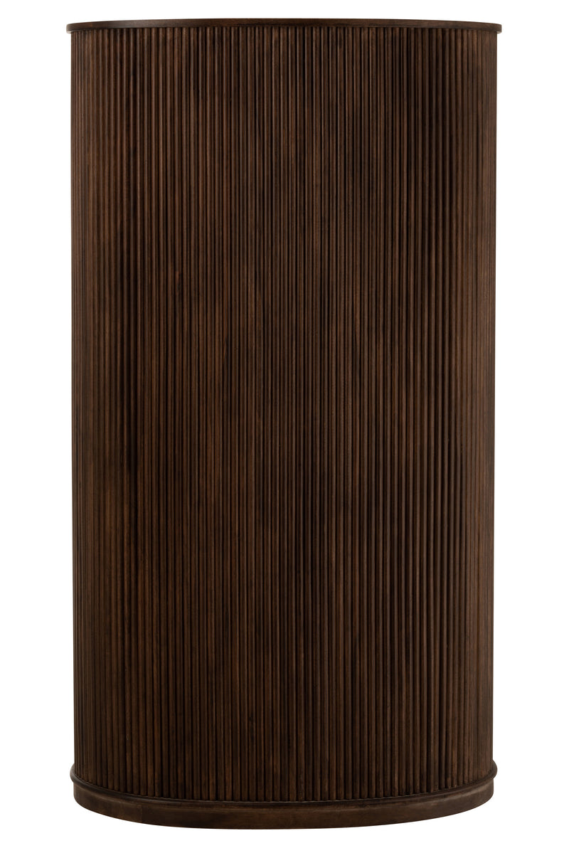 Prachtig design en functionaliteit worden gecombineerd in de handgemaakte barkast Reyi van mangohout