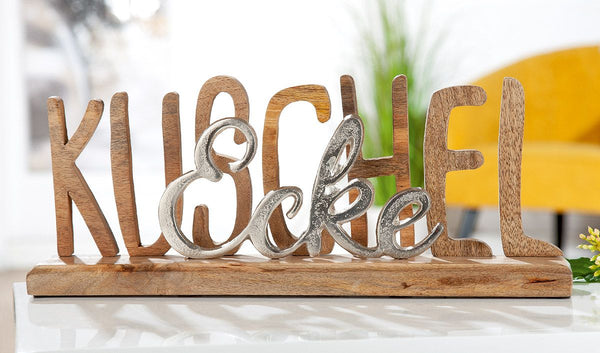 Kuschelecke - Moderner Schriftzug aus Aluminium und Mangoholz, Elegante Dekoration für Zuhause und Büro, 43x17x8 cm