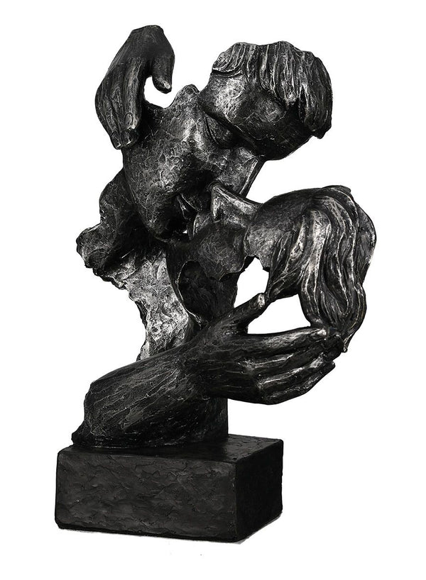 Sculpture antique finish kissing couple lovers