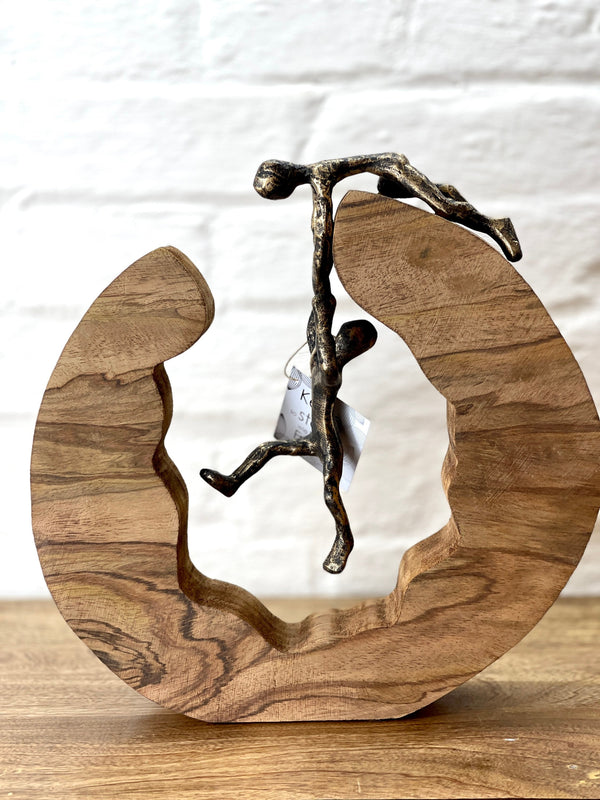 Figur Skulptur Teamwork starke Freunde bronze Mango Holz Alu Geschenk Dekoration H.30cm Deko Handgefertigt