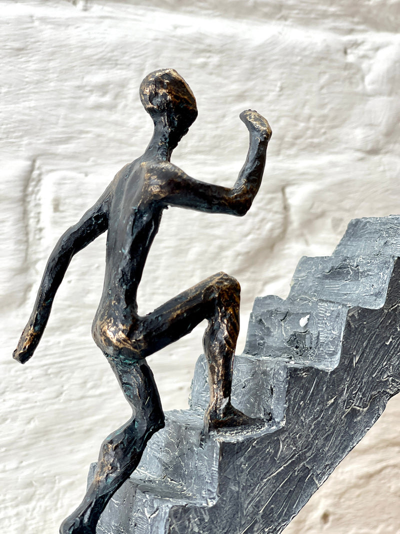 Moderne Kunst Skulptur Staircase Treppe Figuren Höhe 28cm Dekoration Bürodeko -B Ware / Defekt-