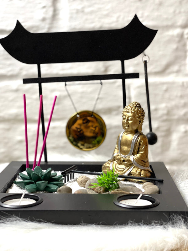 Zen-Garten Deko-Set Buddha Teelichthalter, Figur und Räucherstäbchen in gold oder silber