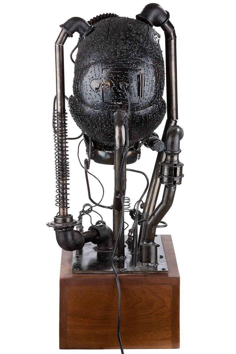 Metall Tischlampe " CYBERPUNK " Handgefertigt  antik silberfarben auf brauner Holzbase Höhe 72cm