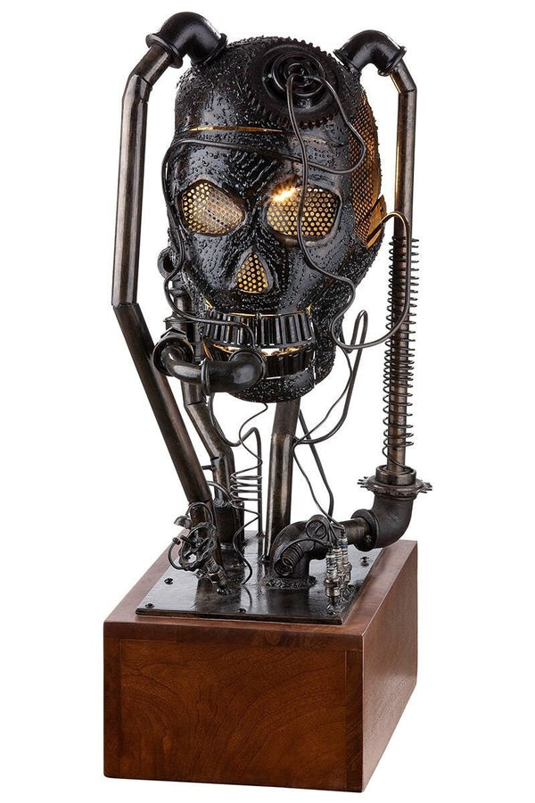 Metall Tischlampe " CYBERPUNK " Handgefertigt  antik silberfarben auf brauner Holzbase Höhe 72cm