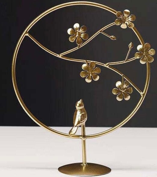 MF Megafuchs Metalldeko "BIRD" Vogel Blumen Pflanze Skulptur Deko in goldfarben Ornament