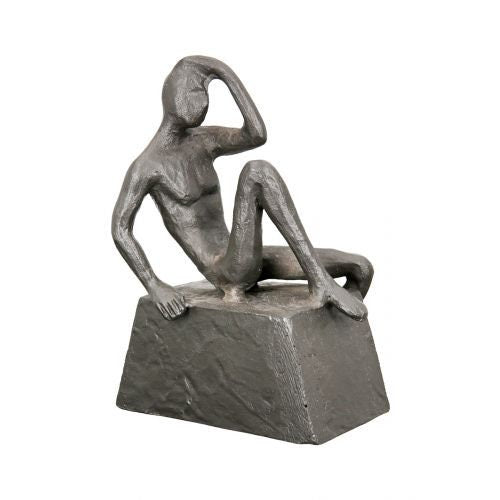 Lässige Leser-Skulptur aus Eisen mit inspirierendem Spruchanhänger - Ein entspanntes Geschenk für Buchliebhaber