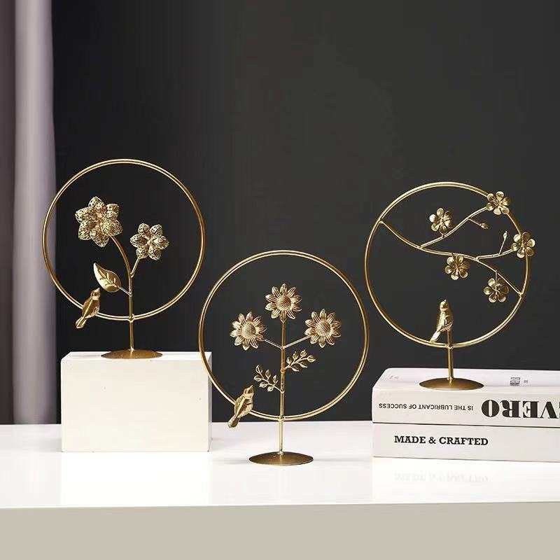 MF megafox metal decoration "CURAX" bird flower sculpture decoration in gold ornament decoration