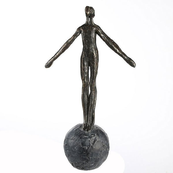 Handgefertigt Tanz Pärchen Skulptur TANZPARTNER bronzefarbenes Pärchen auf grauer Kugel Basis mit Spruchanhänger GLÜCK