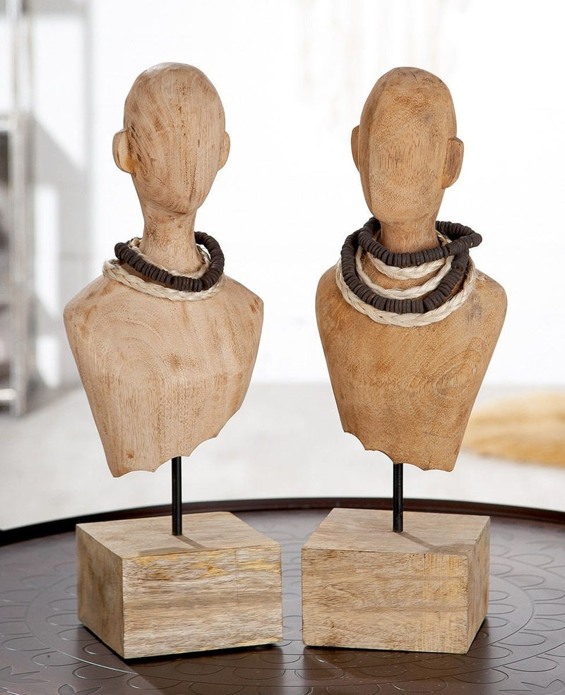 Set van 2 sculpturen "Sienna" natuurlijke kleur gemaakt van mangohout, met ketting op houten voet hoogte 45cm etalage decoratie sieraden decoratie