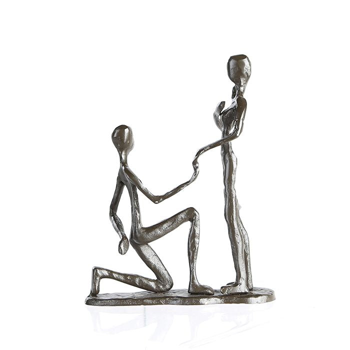 Eisen Skulptur Marry Me Heiratsantrag mit Spruchanhänger