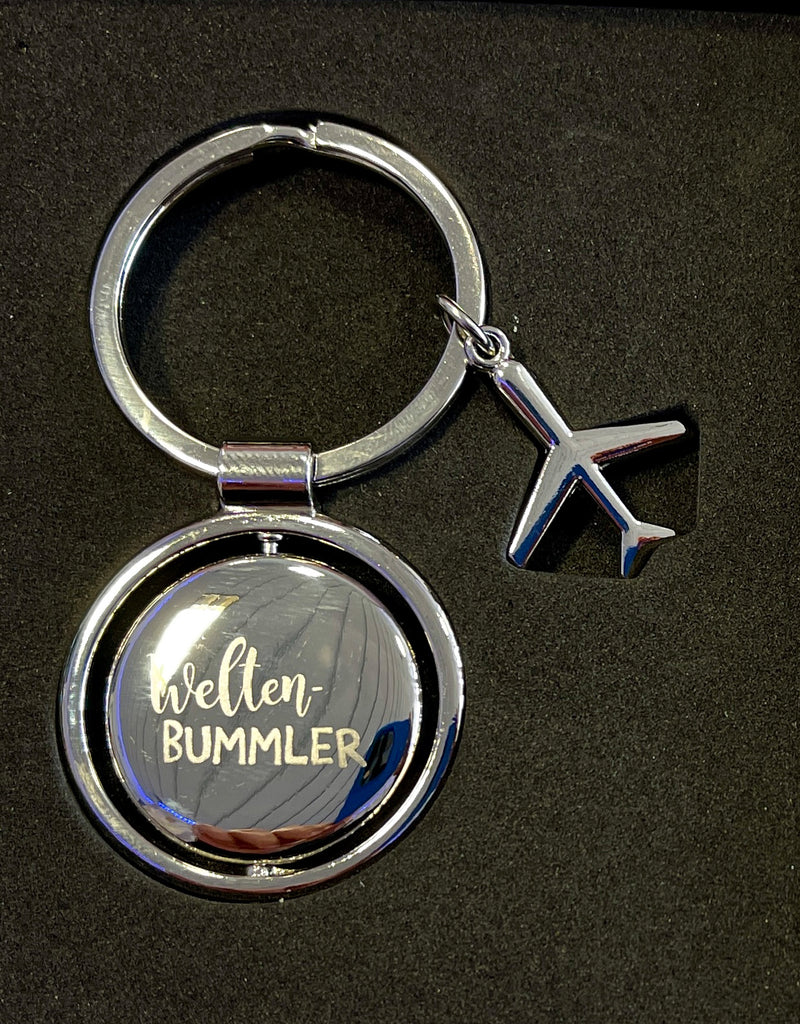 Globetrotter key ring in silver, gift box included